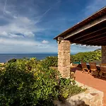Villa Li Junchi *
