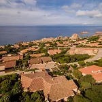 Villa Li Junchi Costa Paradiso