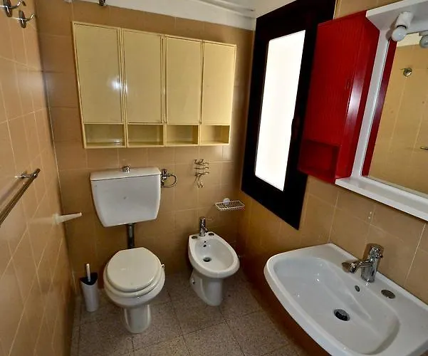 Li Junchi 帕拉迪索海岸