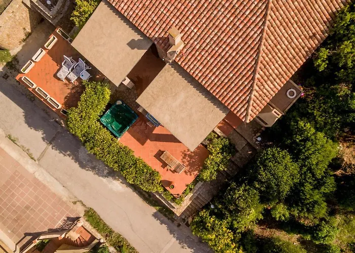 Villa Li Junchi Costa Paradiso