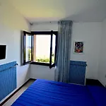 Villa Li Junchi *