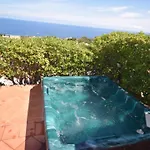 Li Junchi Villa *