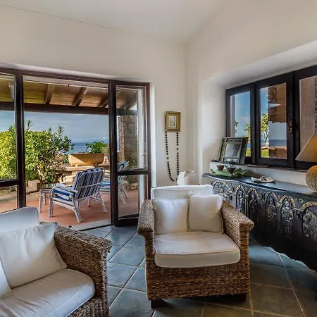 Li Junchi Villa Costa Paradiso
