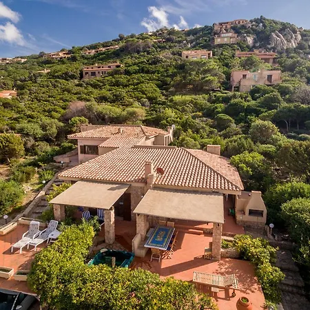 Li Junchi Villa *