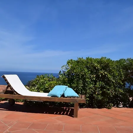 Villa Li Junchi *