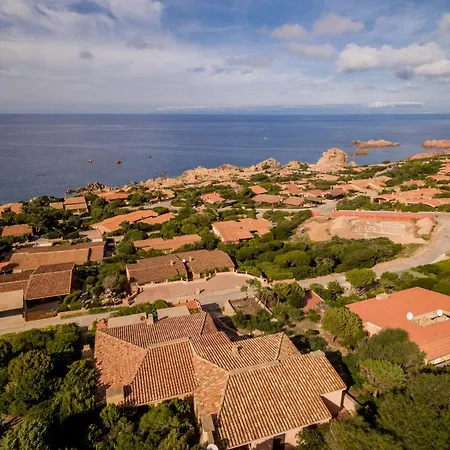 Villa Li Junchi Costa Paradiso
